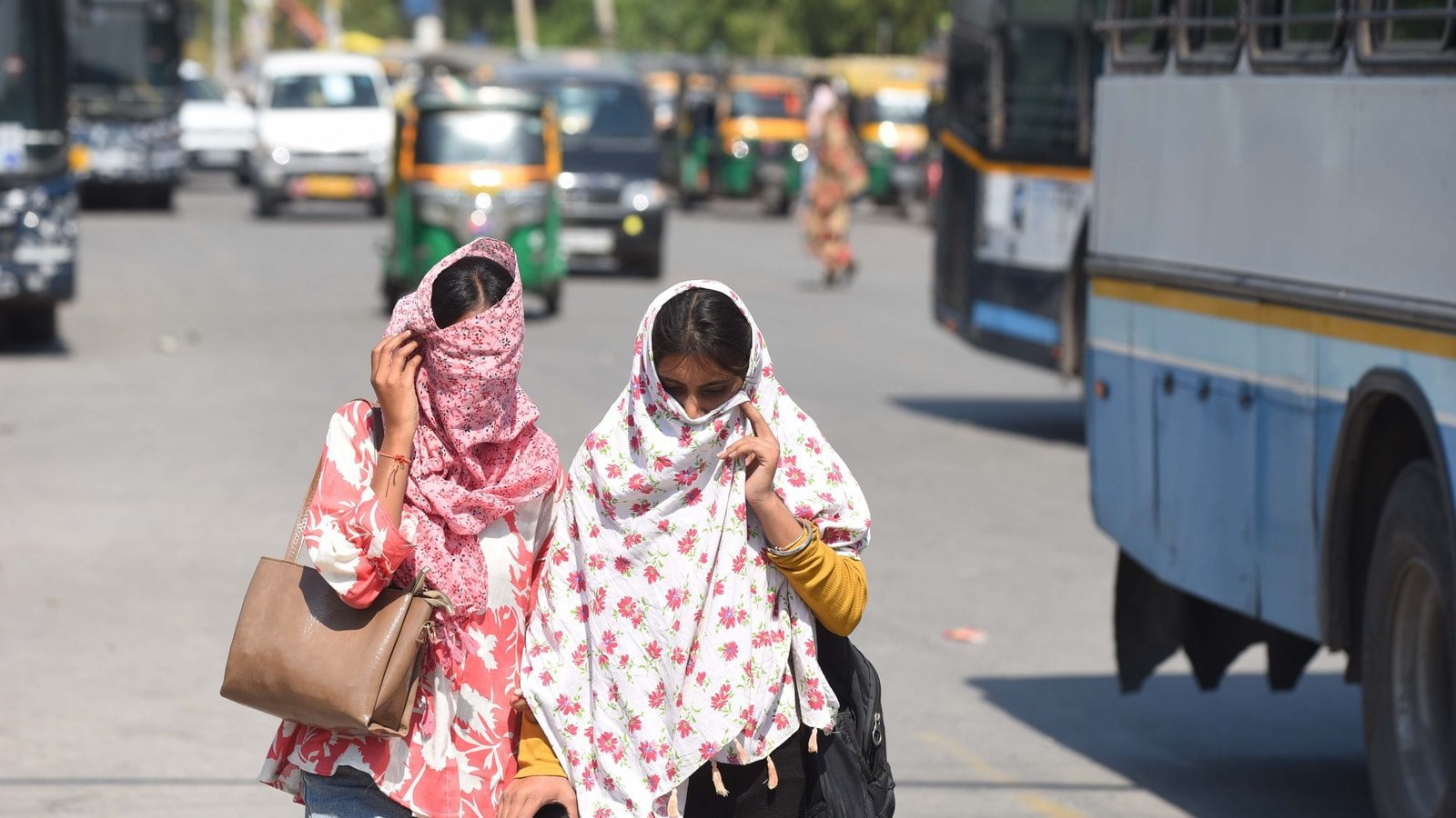 Current Affairs in Hindi: IMD Alert – Northwest India Braces for Severe Heat Wave till May 22; Heavy Rainfall Expected in Certain States